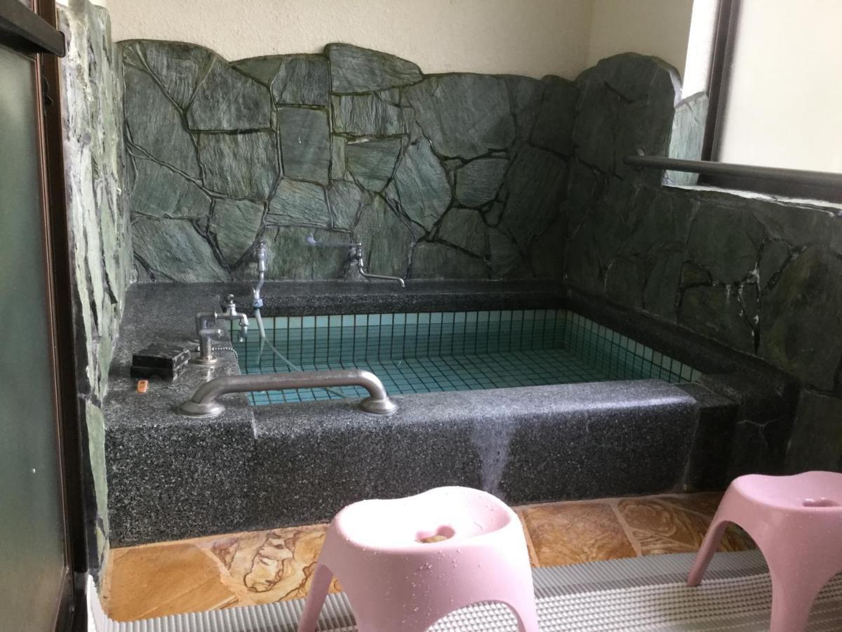 Hotel 湯布院月灯り Yufu Zewnętrze zdjęcie